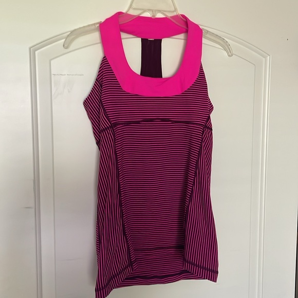 Lululemon Raspberry Scoop Tank - Picture 3 of 4